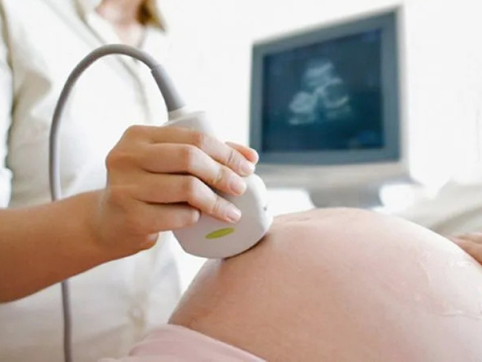 Vì sao phụ nữ mang thai nên siêu âm định kỳ?